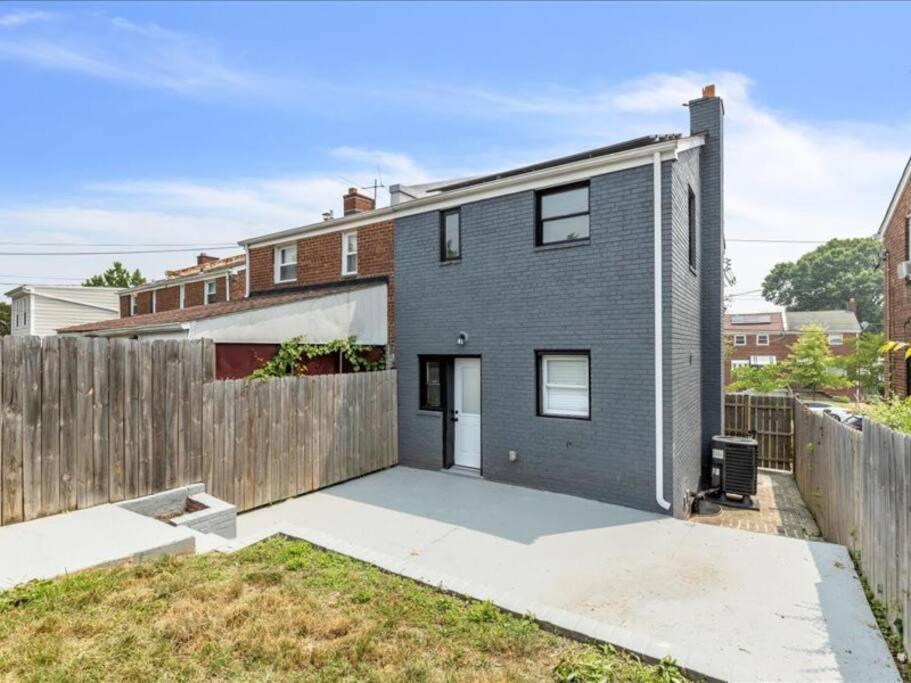 Quaint 3/2.5 Home In Fort Dupont Ουάσινγκτον Εξωτερικό φωτογραφία